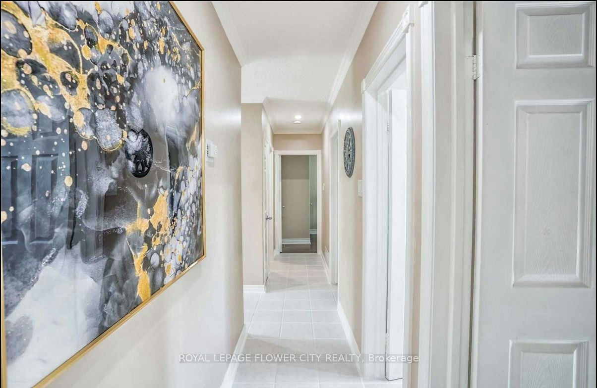 Upper Level-8 Mcculla Avenue, Brampton, ON, L6V 1L7 - 4