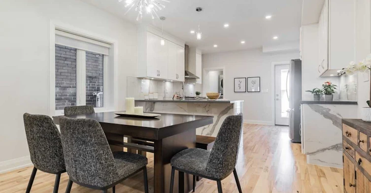 Main-116 Armstrong Avenue, Toronto, ON, M6H 1V8 - 5