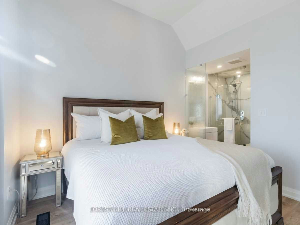 Main-116 Armstrong Avenue, Toronto, ON, M6H 1V8 - 17