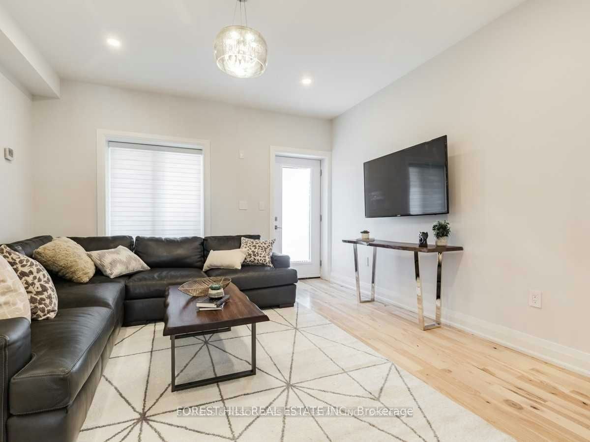 Main-116 Armstrong Avenue, Toronto, ON, M6H 1V8 - 4