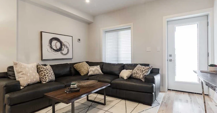 Main-116 Armstrong Avenue, Toronto, ON, M6H 1V8 - 3