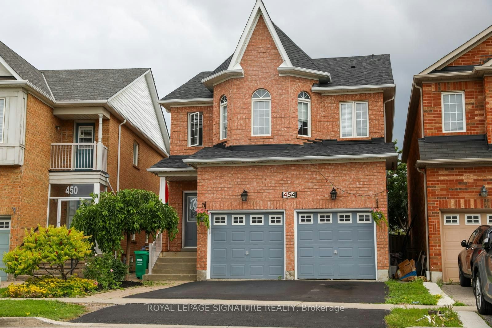 454 Huntington Ridge Drive, Mississauga, ON, L5R 0A9
