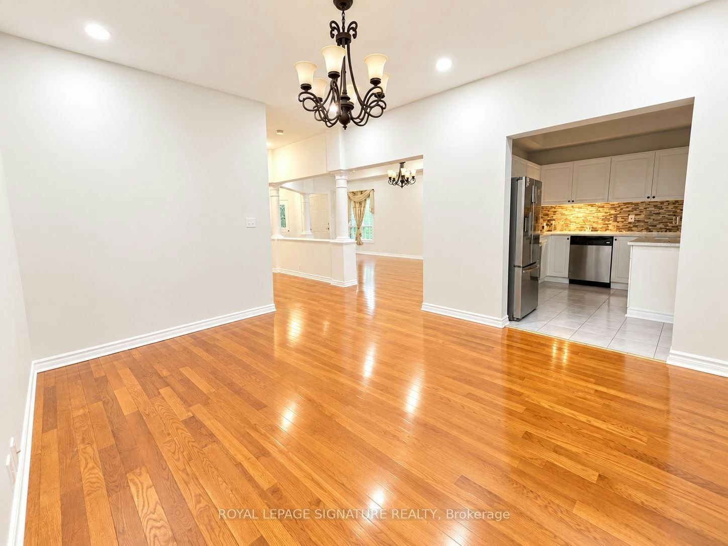 454 Huntington Ridge Drive, Mississauga, ON, L5R 0A9 - 4