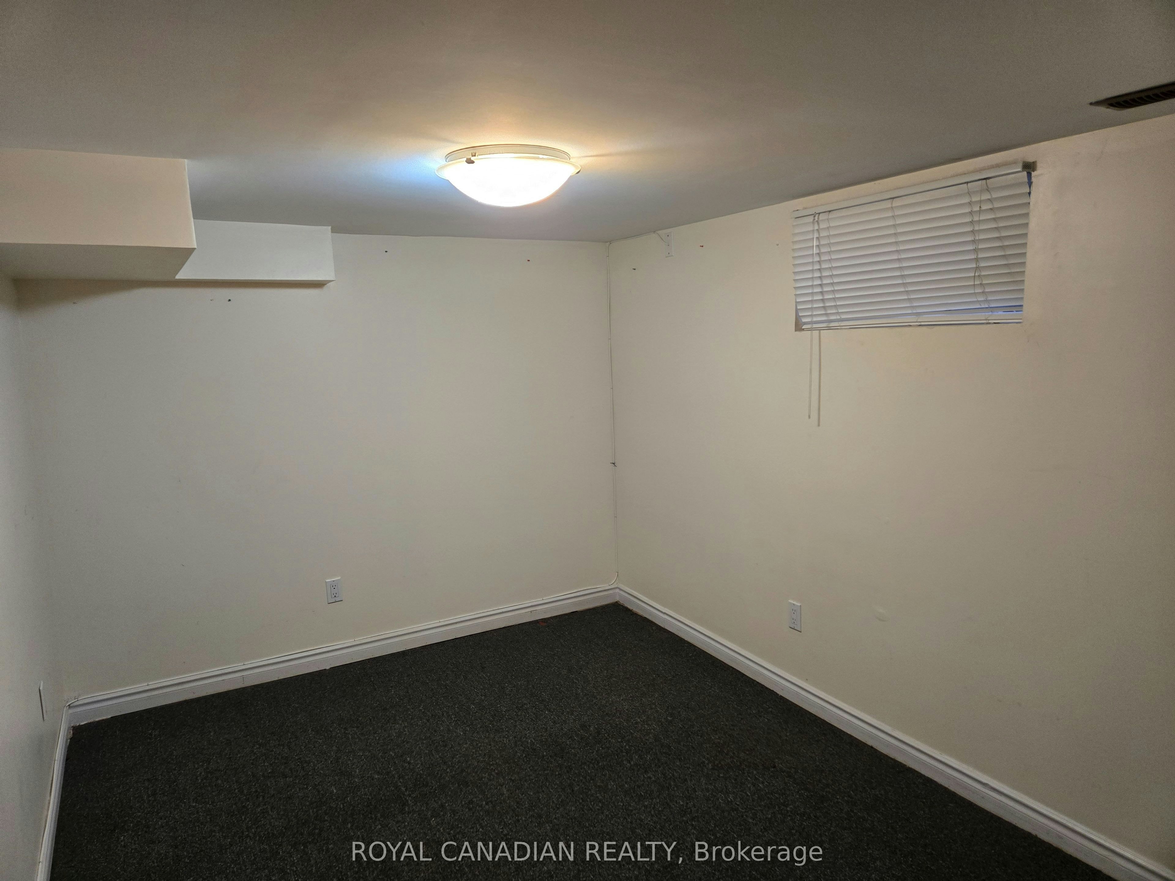 BSMT-60 Agnes Street, Mississauga, ON, L5B 1J7 - 6