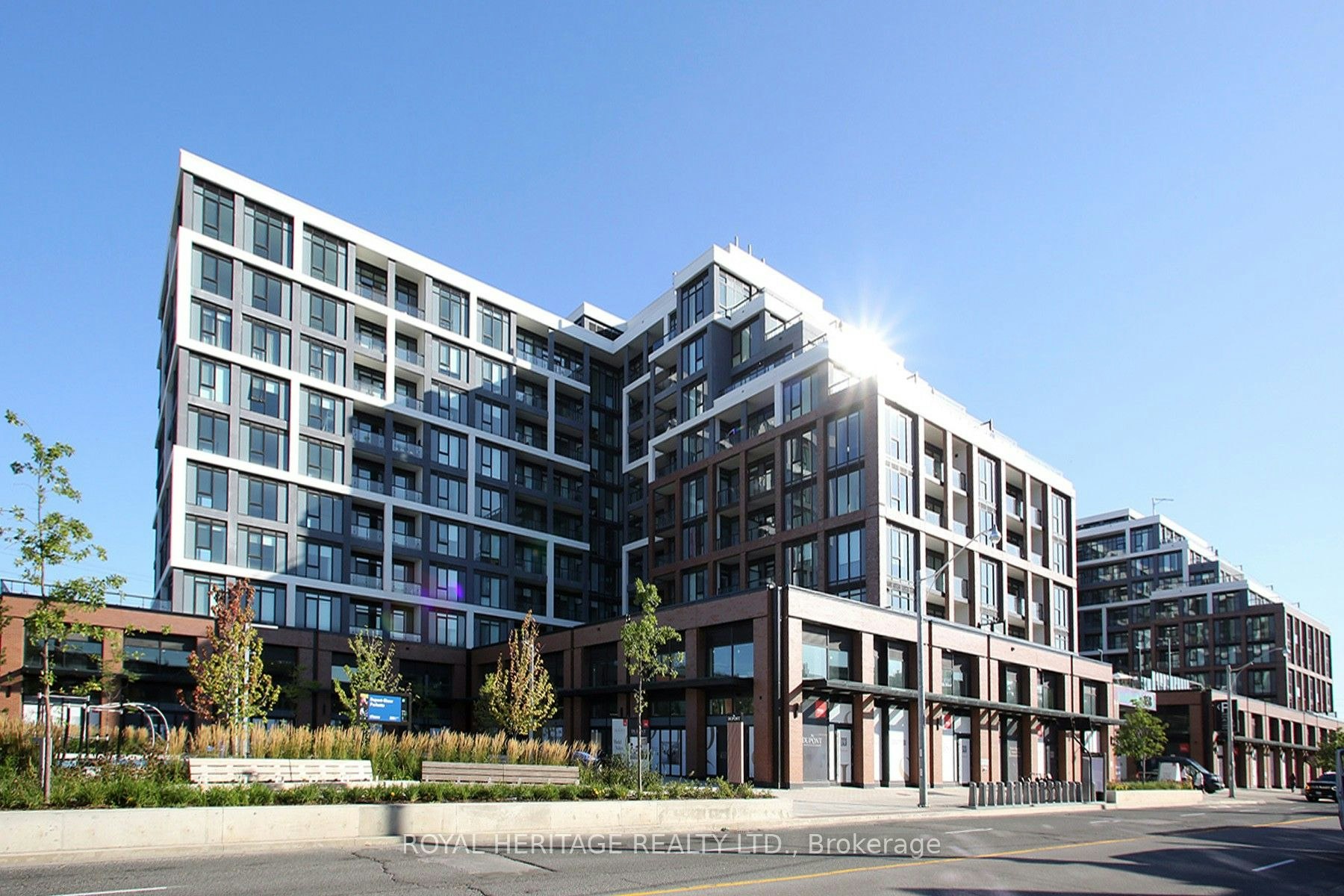 Ph39-858 Dupont Street, Toronto, ON, M6G 0C1