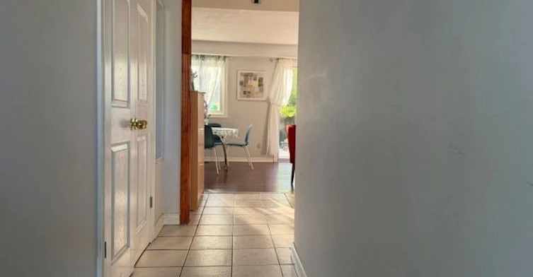 10 Juliana Square, Brampton, ON, L6S 2L4 - 2