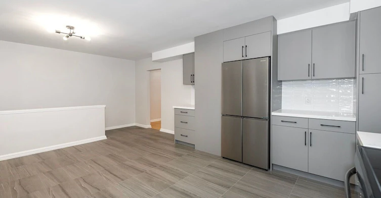 1847 Will Scarlett Drive, Mississauga, ON, L5K 1J6 - 8
