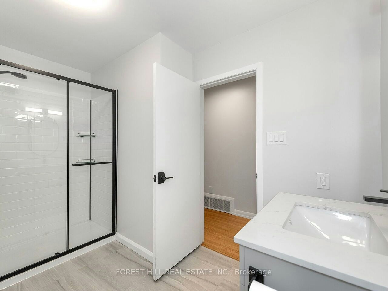 1847 Will Scarlett Drive, Mississauga, ON, L5K 1J6 - 15