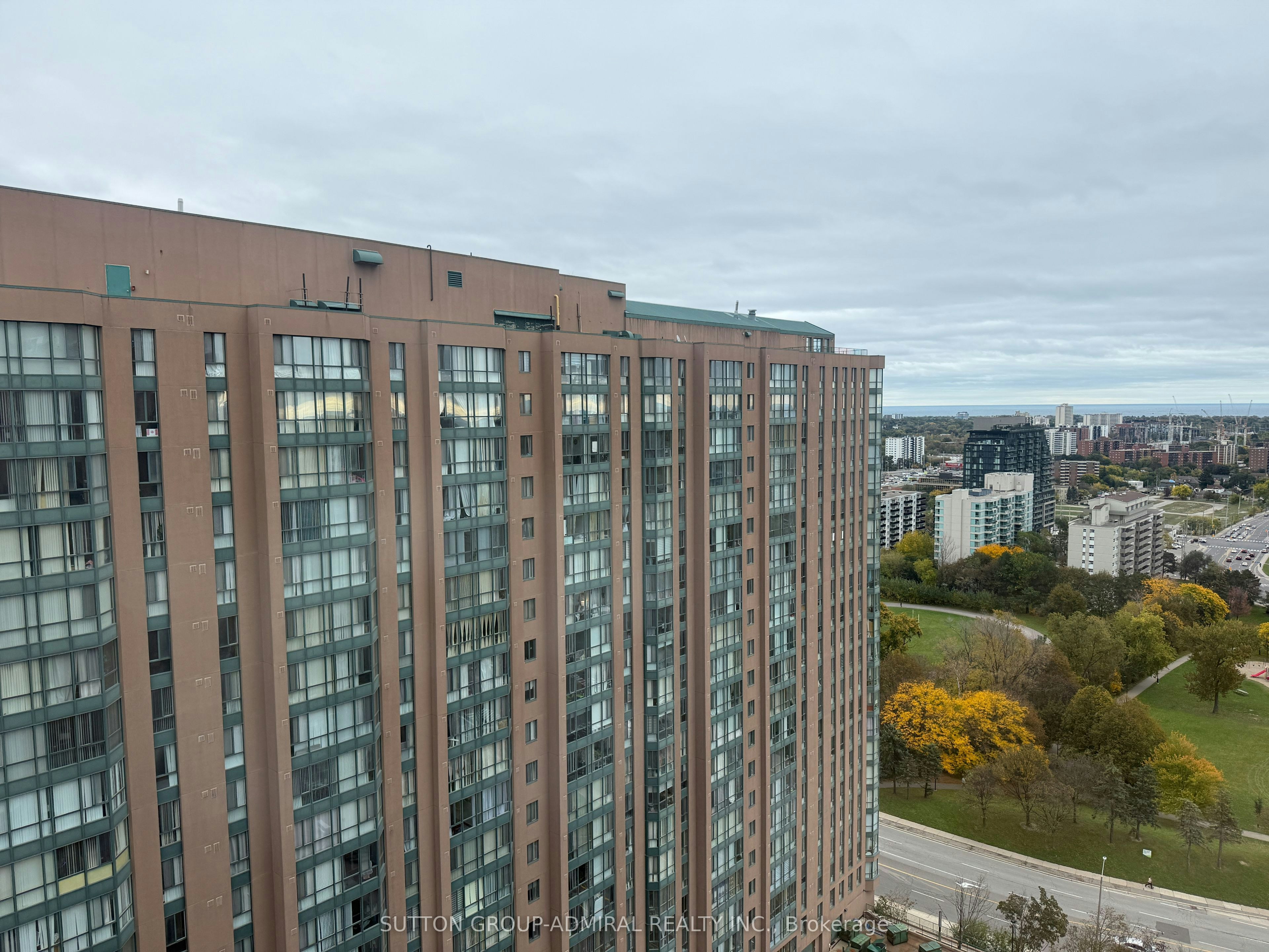 2216-155 Hillcrest Avenue, Mississauga, ON, L5B 3Z2 - 13