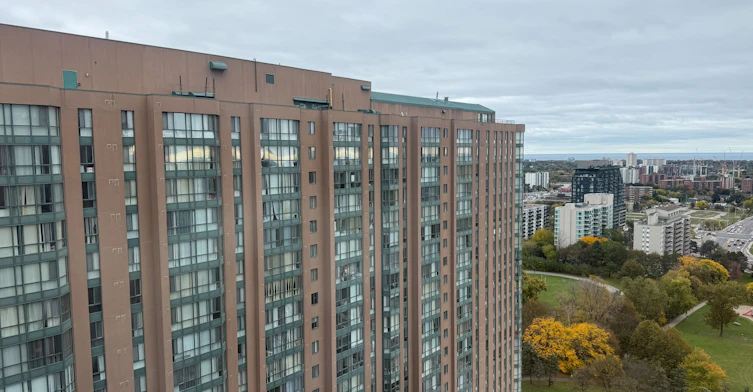 2216-155 Hillcrest Avenue, Mississauga, ON, L5B 3Z2 - 13
