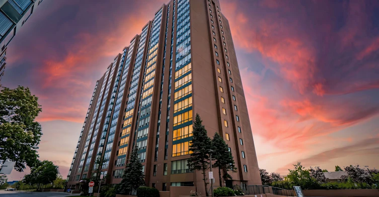 2216-155 Hillcrest Avenue, Mississauga, ON, L5B 3Z2