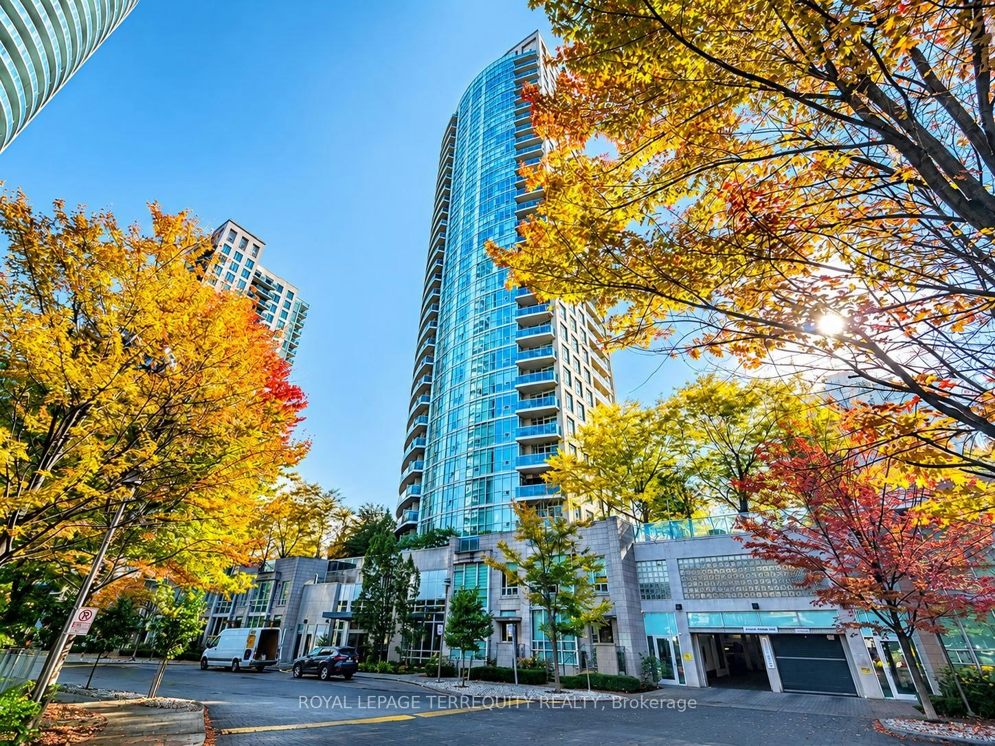 403-70 Absolute Avenue, Mississauga, ON, L4Z 0A4