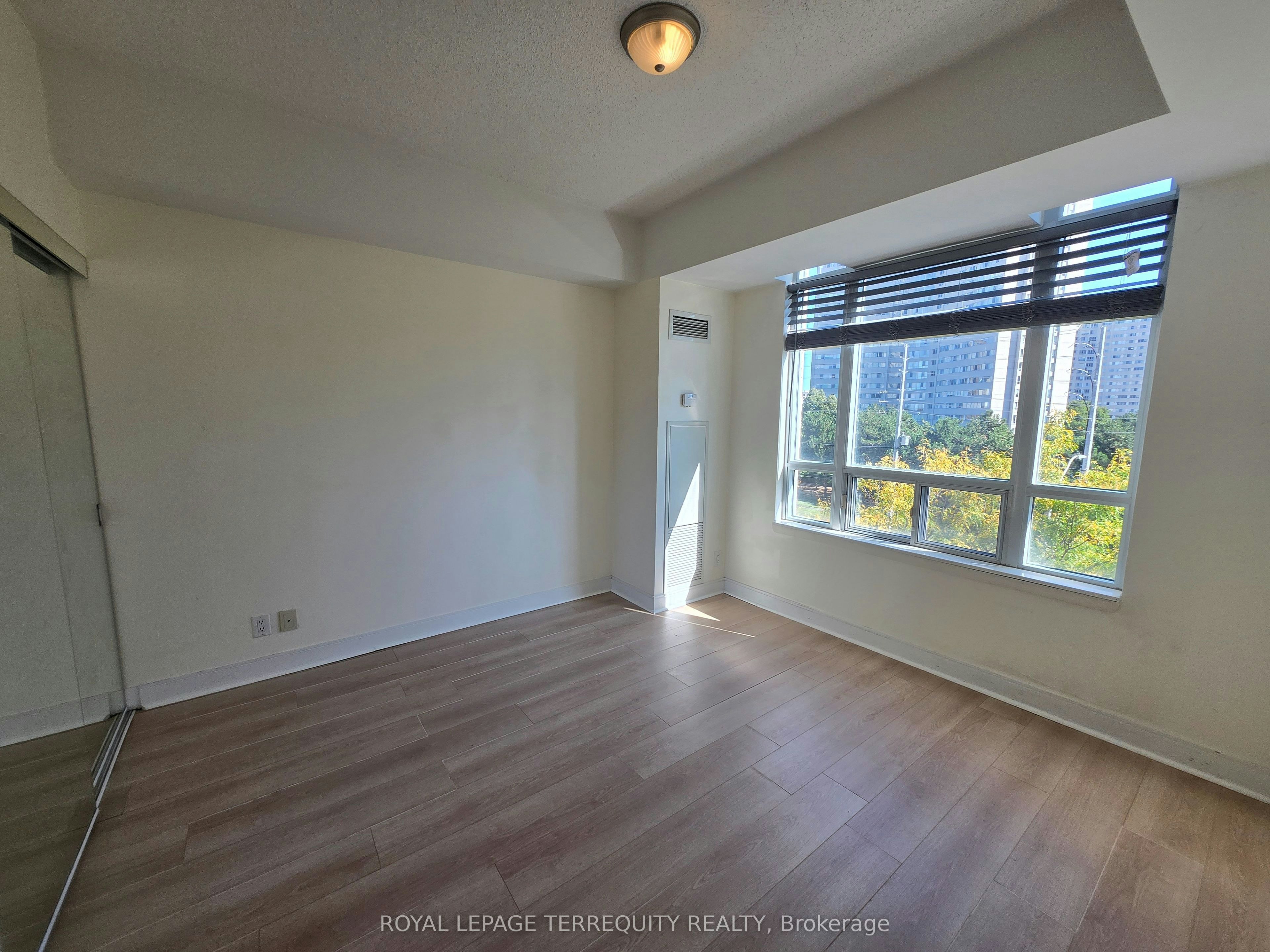 403-70 Absolute Avenue, Mississauga, ON, L4Z 0A4 - 12