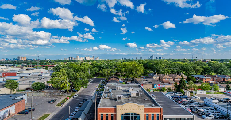 803-2300 St Clair Avenue W, Toronto, ON, M6N 1K8 - 27