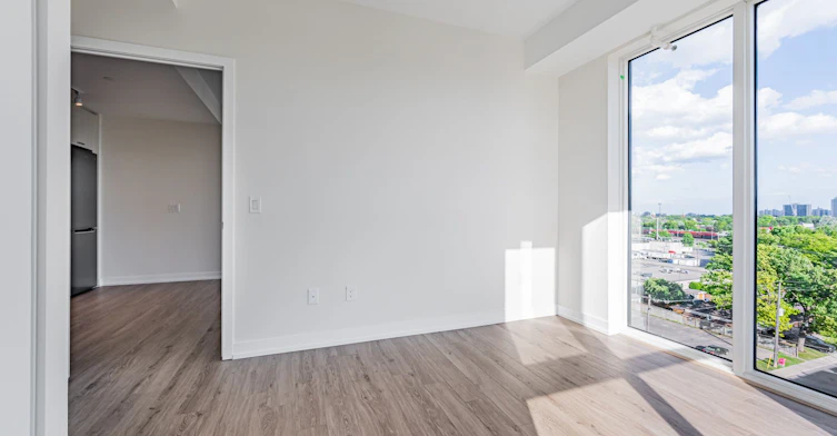 803-2300 St Clair Avenue W, Toronto, ON, M6N 1K8 - 22