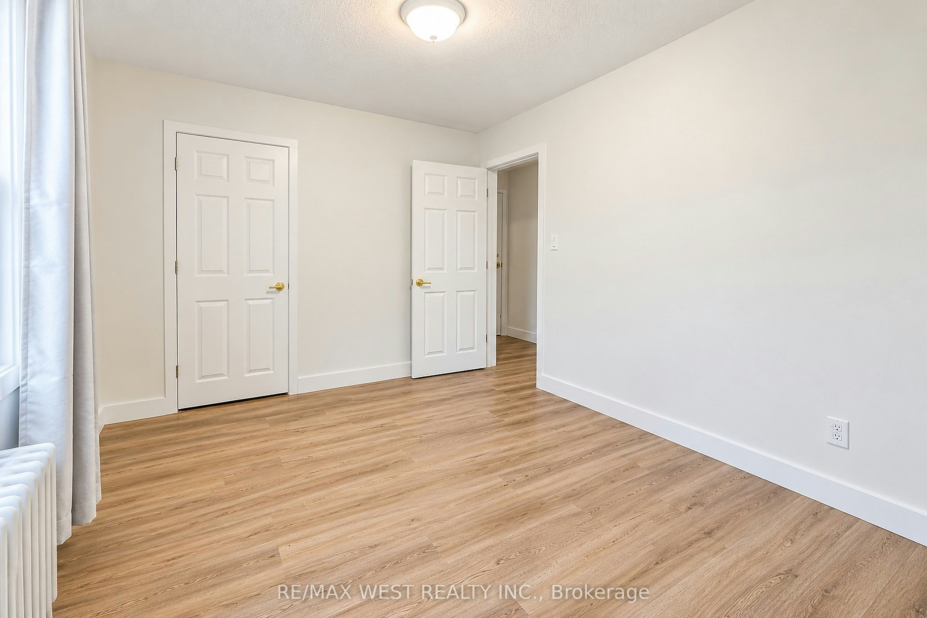 4-1110 Weston Road, Toronto, ON, M6N 3S4 - 8