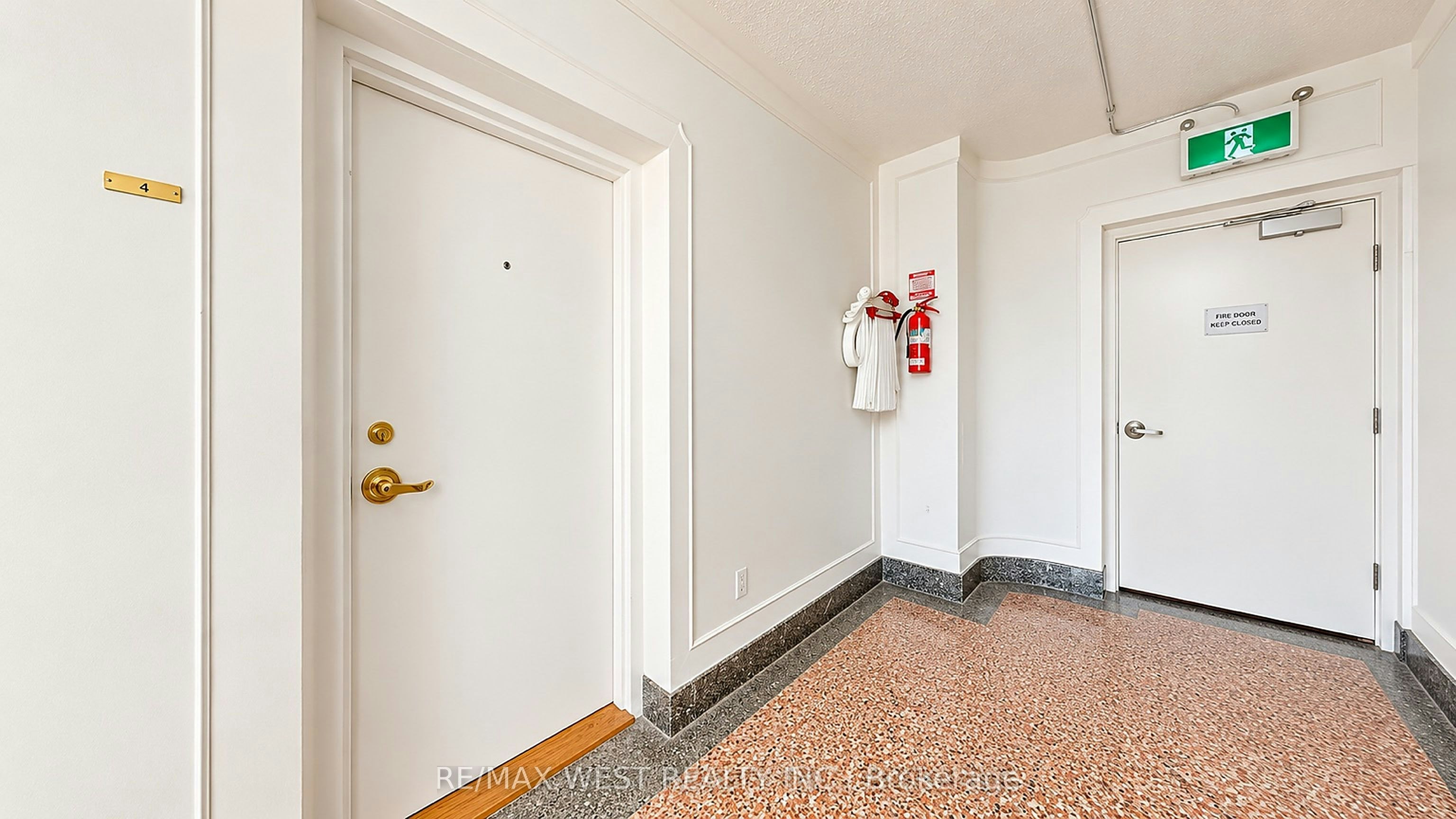 4-1110 Weston Road, Toronto, ON, M6N 3S4 - 2