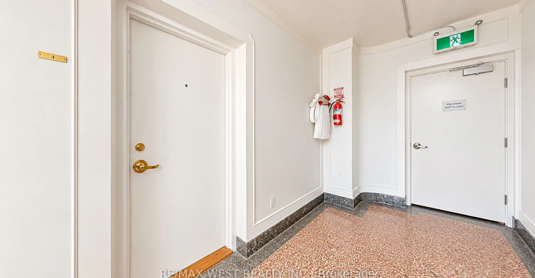 4-1110 Weston Road, Toronto, ON, M6N 3S4 - 2