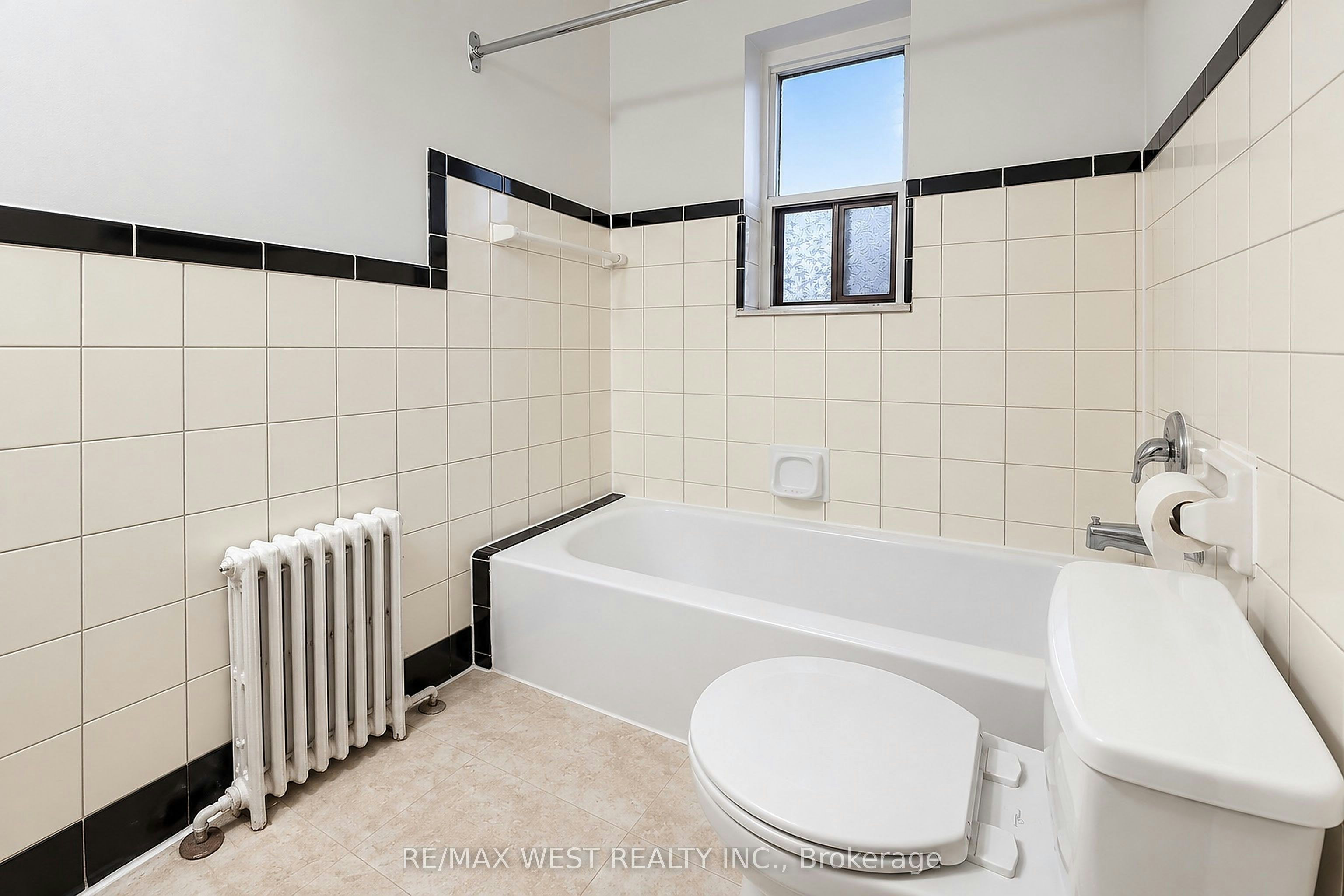 4-1110 Weston Road, Toronto, ON, M6N 3S4 - 10