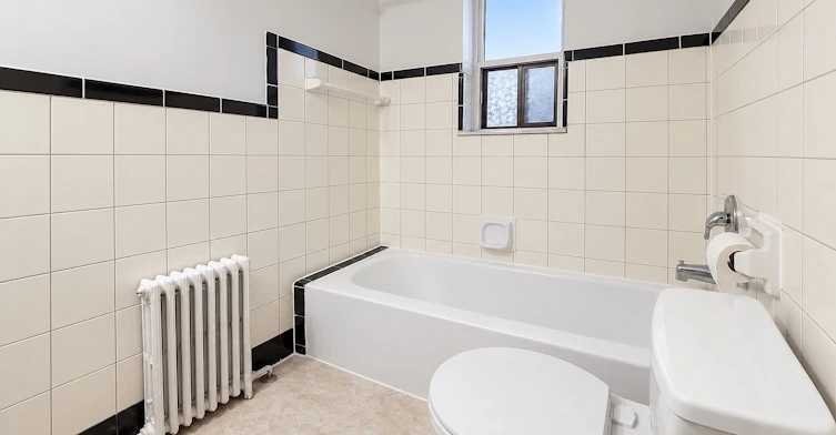 4-1110 Weston Road, Toronto, ON, M6N 3S4 - 10
