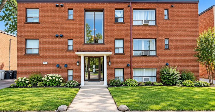 4-1110 Weston Road, Toronto, ON, M6N 3S4