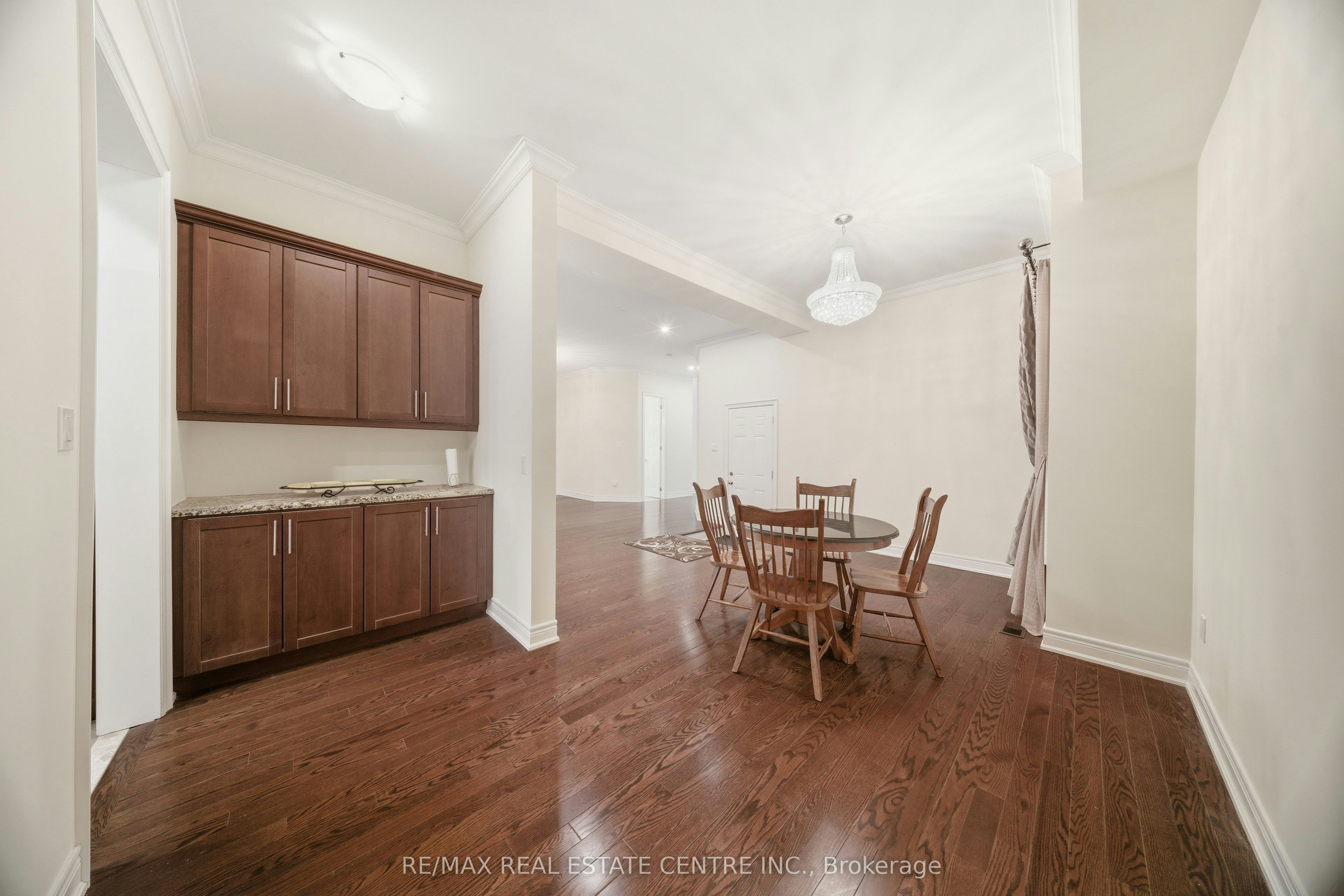 3290 Erin Centre Boulevard, Mississauga, ON, L5M 0K9 - 12