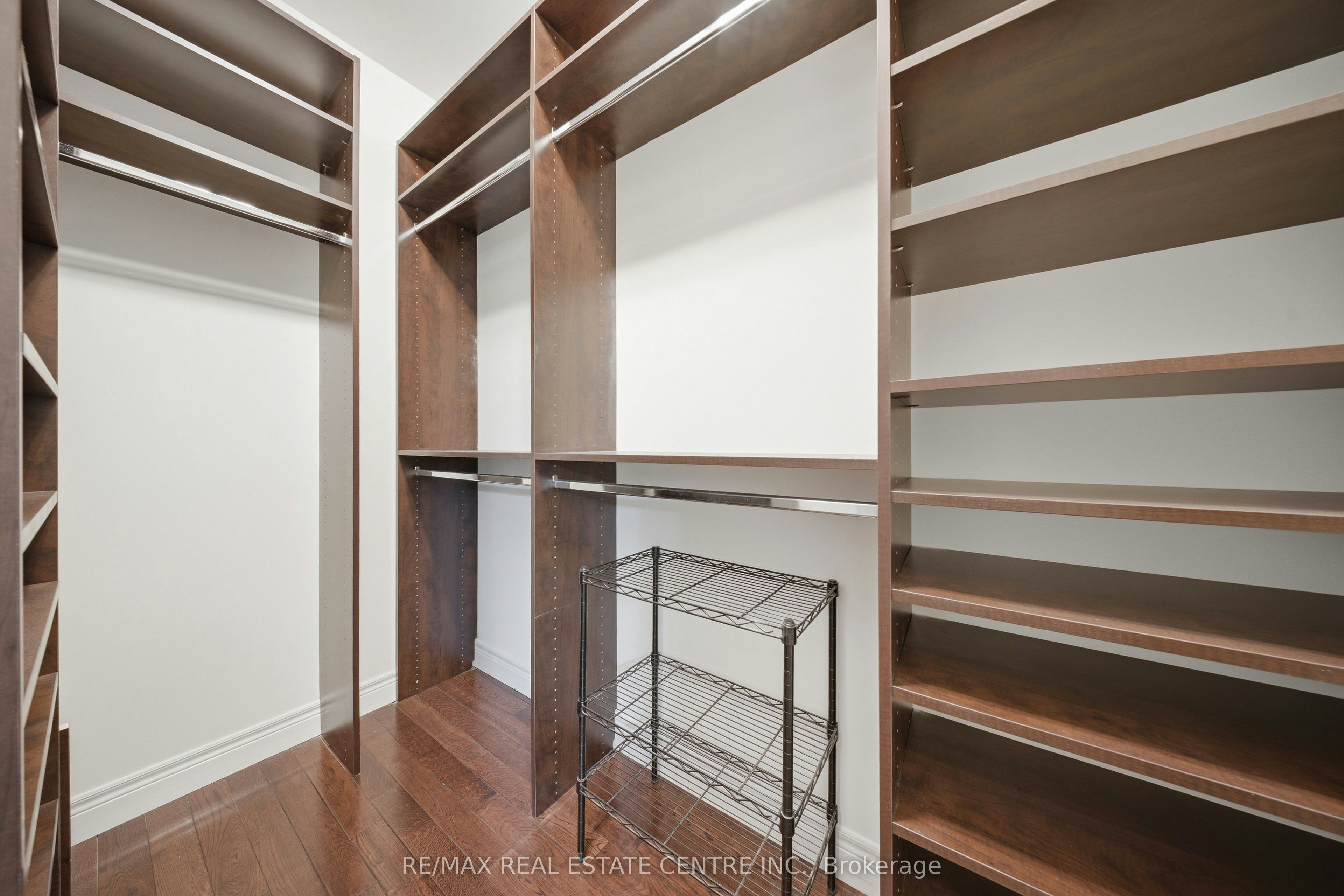 3290 Erin Centre Boulevard, Mississauga, ON, L5M 0K9 - 44