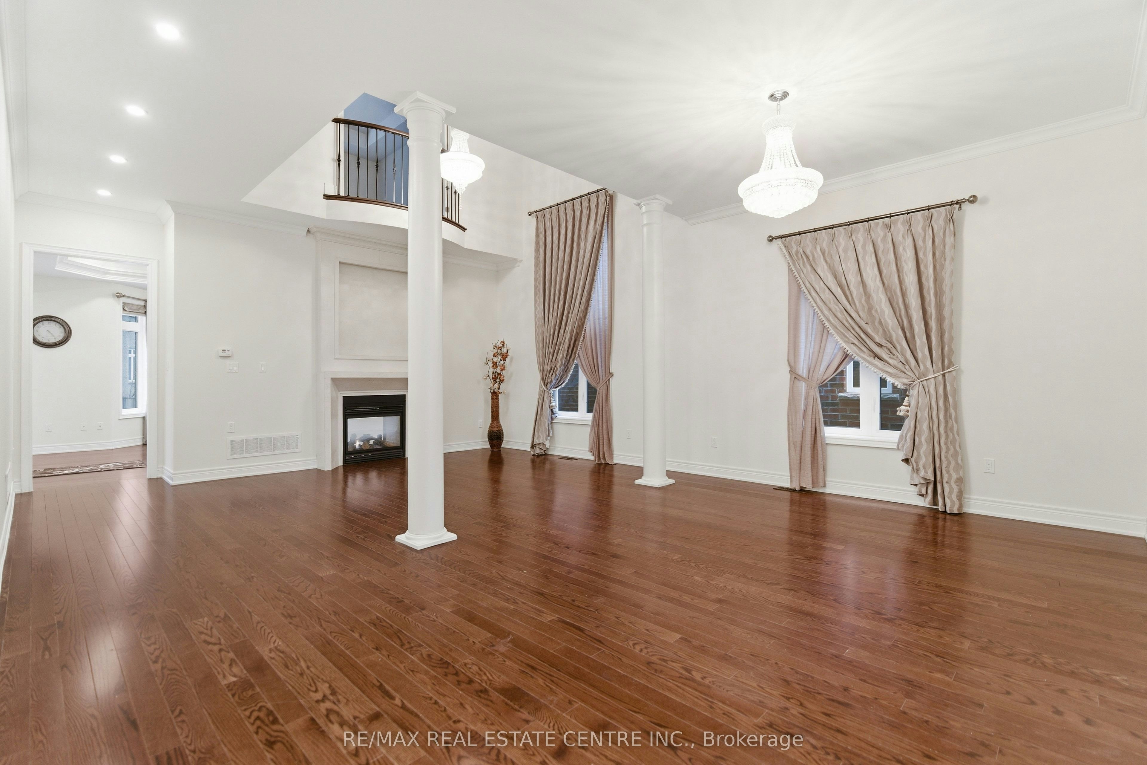 3290 Erin Centre Boulevard, Mississauga, ON, L5M 0K9 - 7