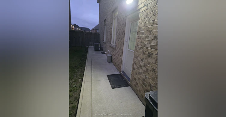 BASEMENT-37 Lorenzo Circle, Brampton, ON, L6R 3N4 - 5