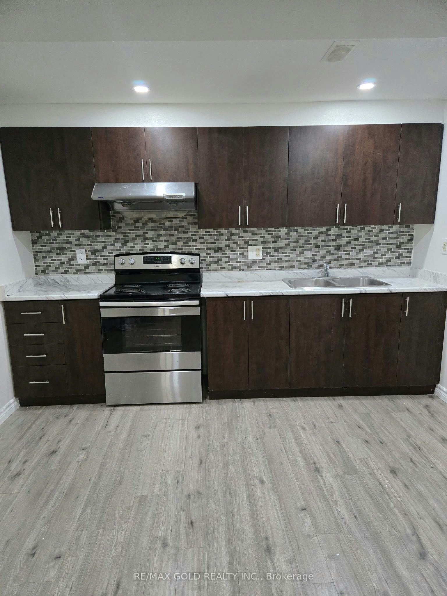 BASEMENT-37 Lorenzo Circle, Brampton, ON, L6R 3N4 - 9