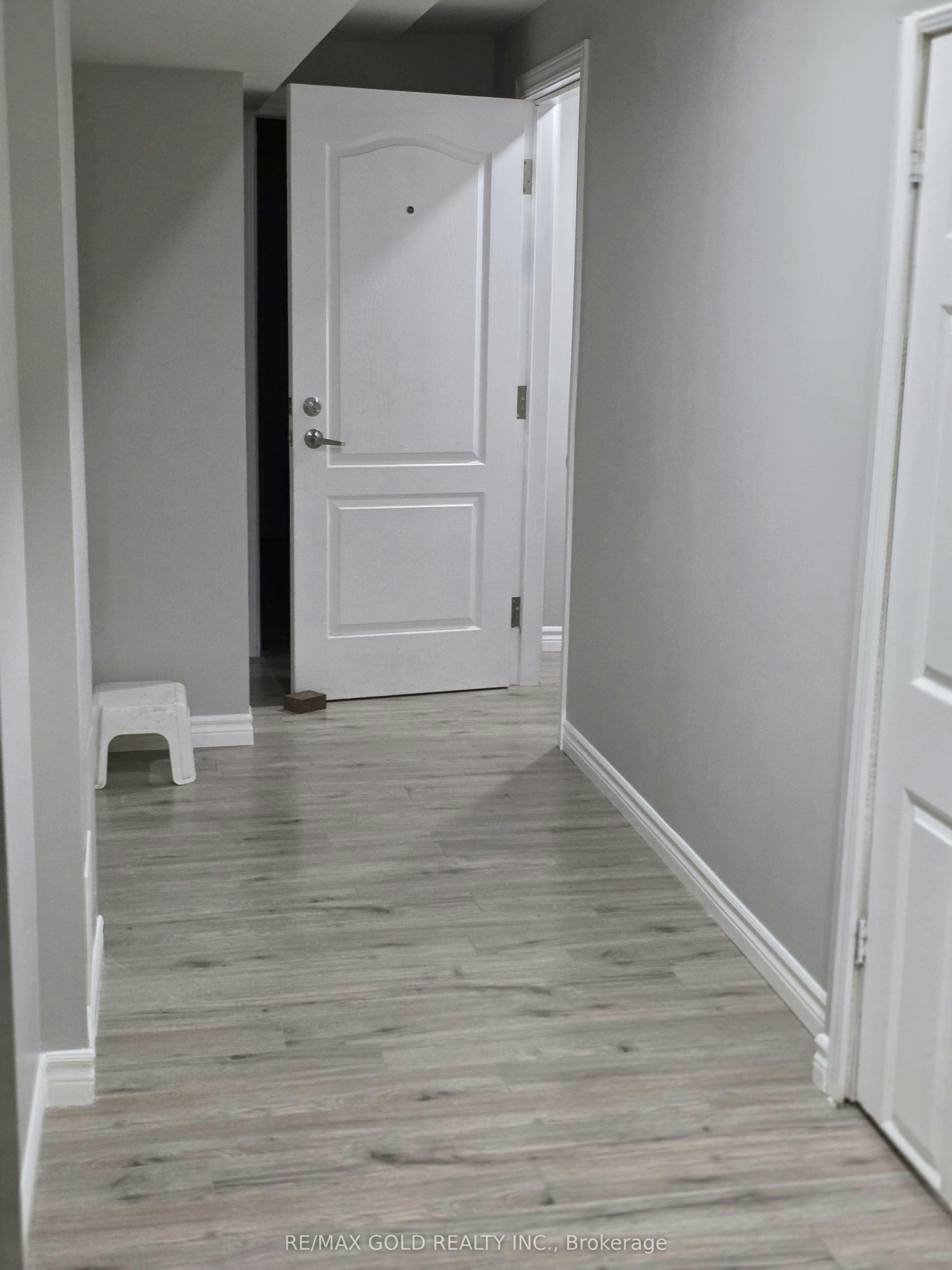 BASEMENT-37 Lorenzo Circle, Brampton, ON, L6R 3N4 - 8