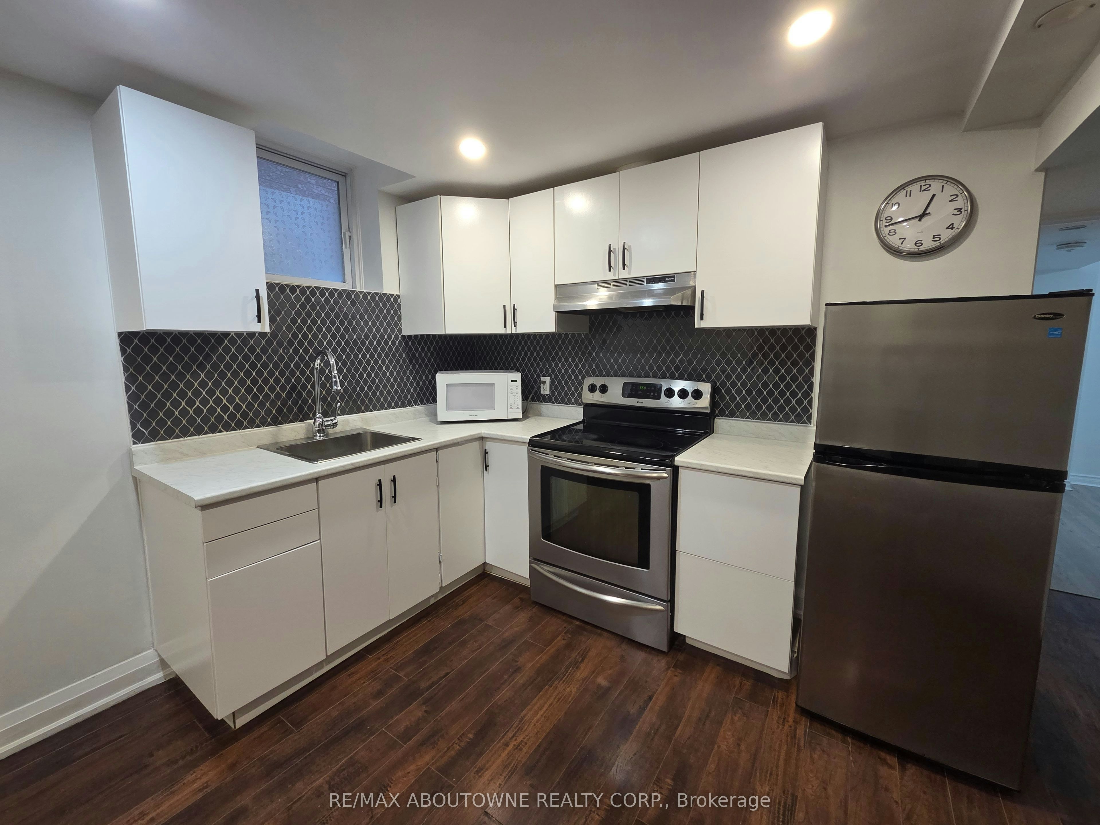 (Lower Level ),-3339 Ruth Fertel Drive, Mississauga, ON, L5M 0H6 - 8