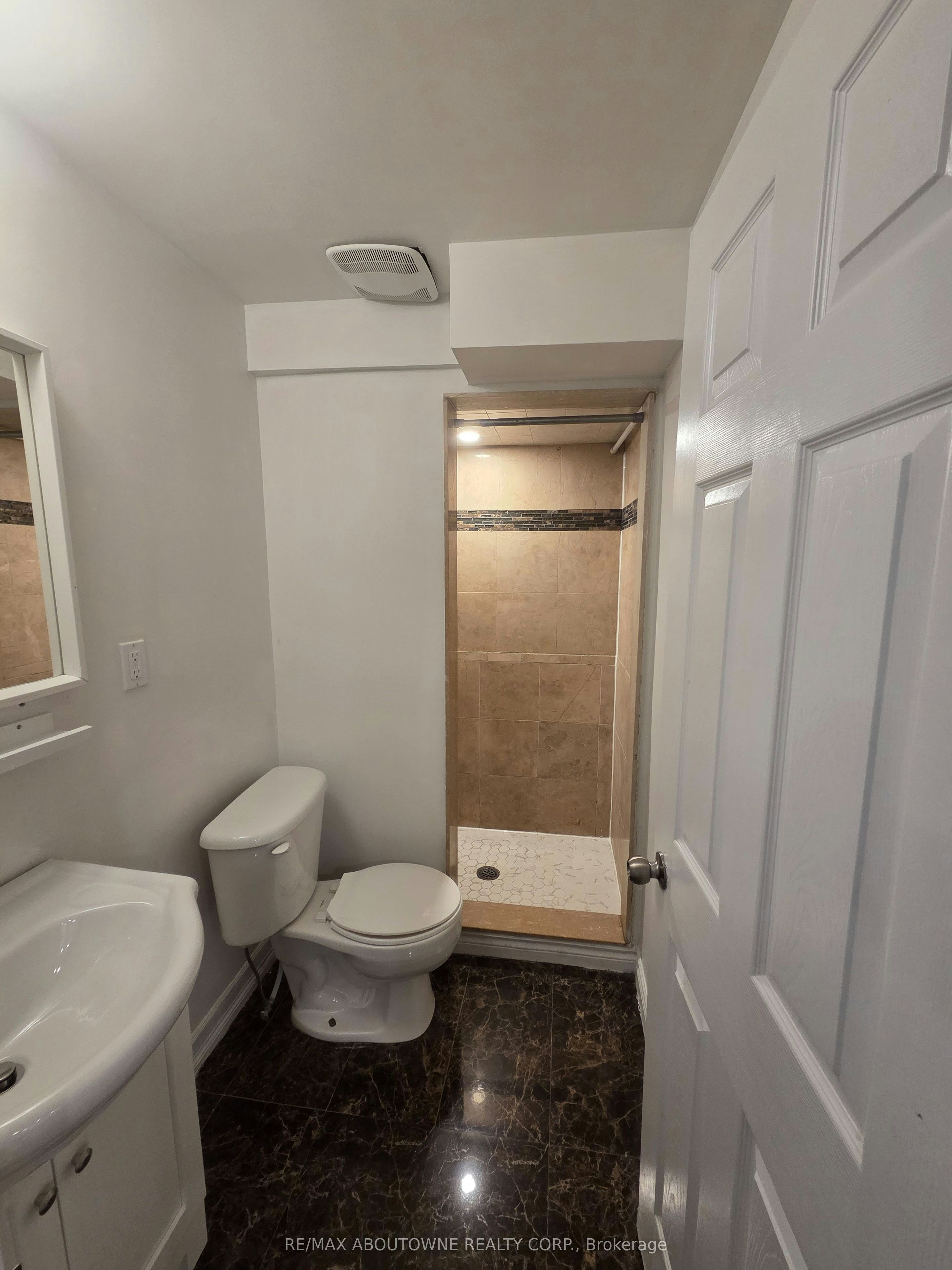 (Lower Level ),-3339 Ruth Fertel Drive, Mississauga, ON, L5M 0H6 - 18