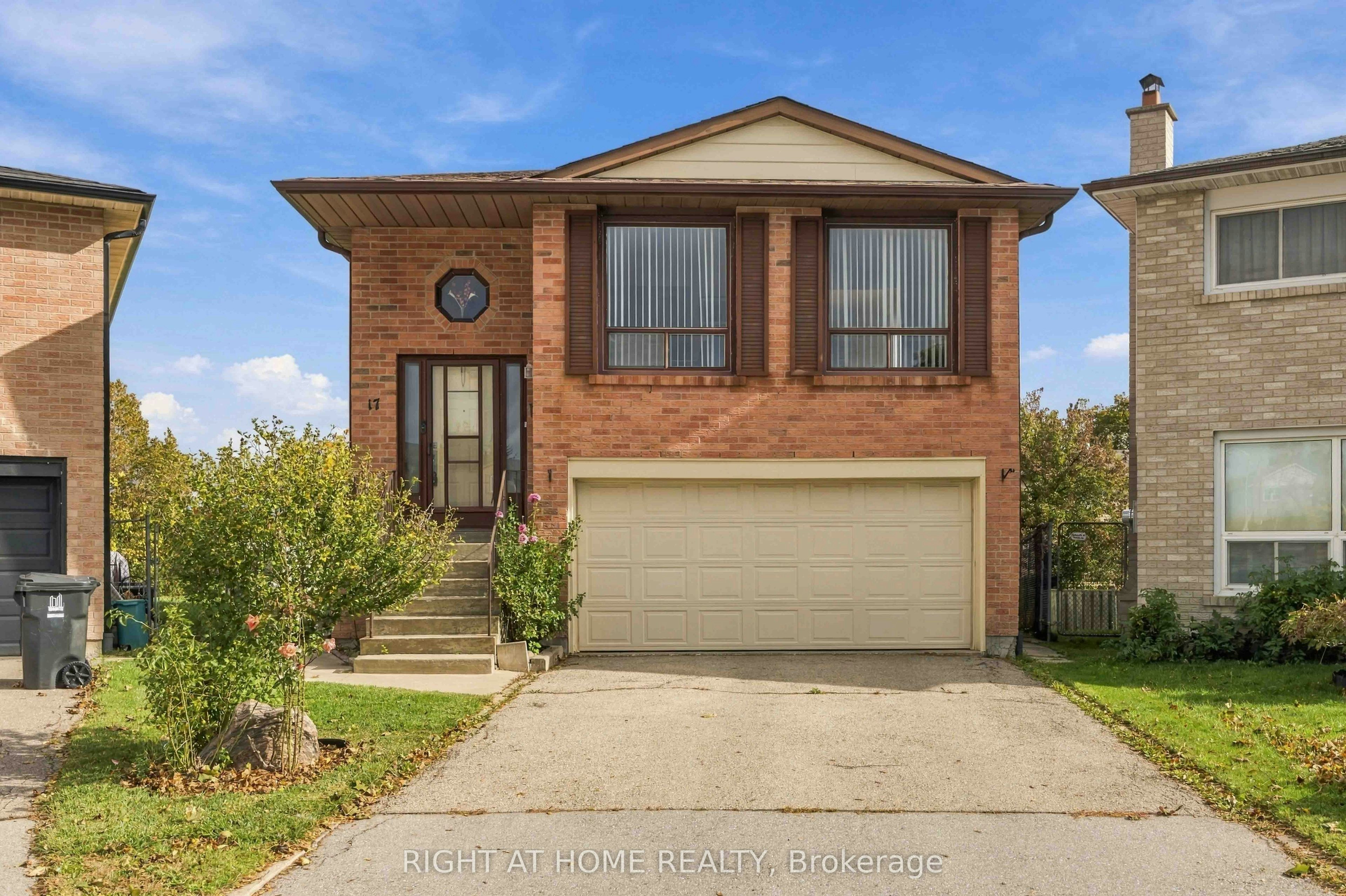 17 Cathy Jean Crescent, Toronto, ON, M9V 4T2