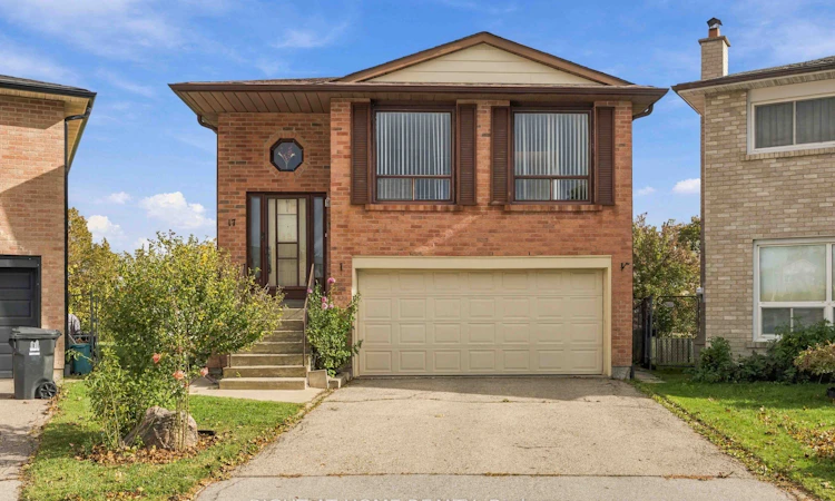 17 Cathy Jean Crescent