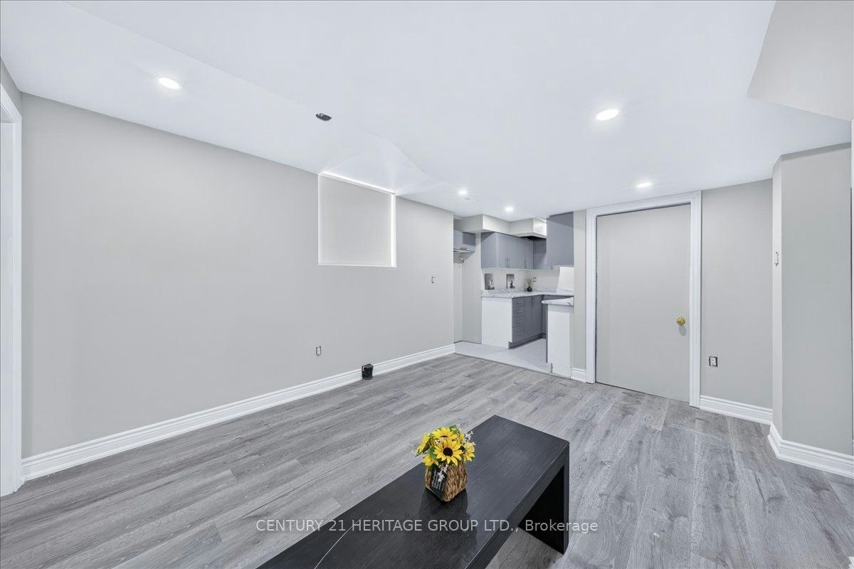 Bsmt-19 Reynolds Avenue, Brampton, ON, L6P 2C1 - 4