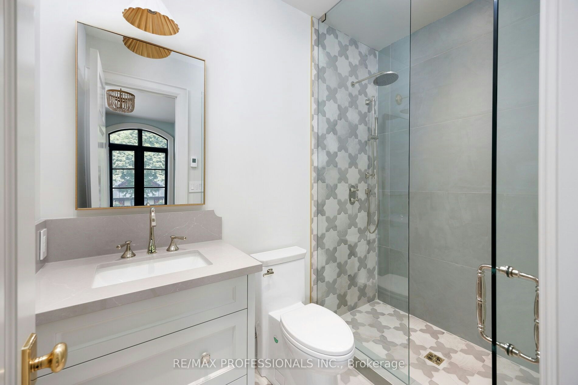 30 Dacre Crescent, Toronto, ON, M6S 2W1 - 45