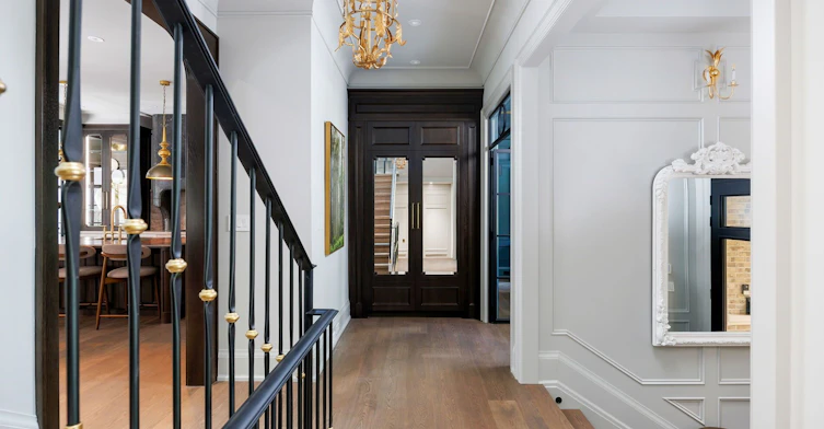 30 Dacre Crescent, Toronto, ON, M6S 2W1 - 5