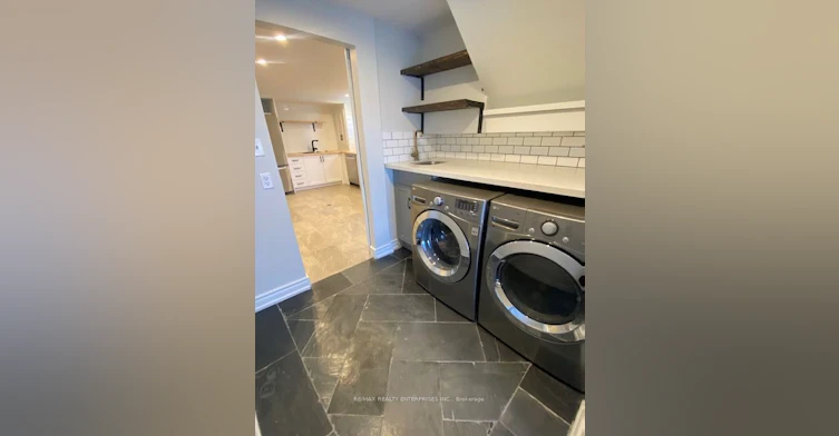 Lower Level-2006 Carrera Lane, Mississauga, ON, L5J 1C5 - 3