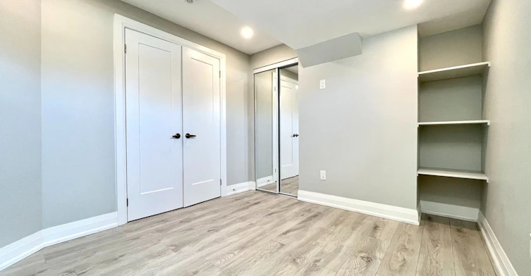 Lower-918 Oasis Drive, Mississauga, ON, L5V 0C7 - 6