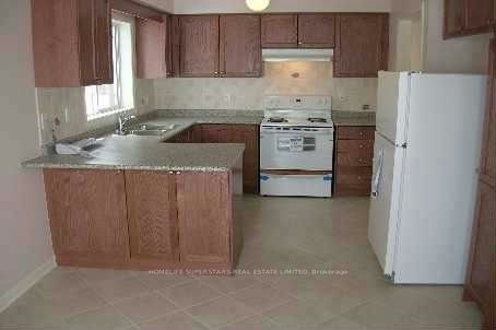 10 Snowshoe Lane, Brampton, ON, L6R 0J1 - 4
