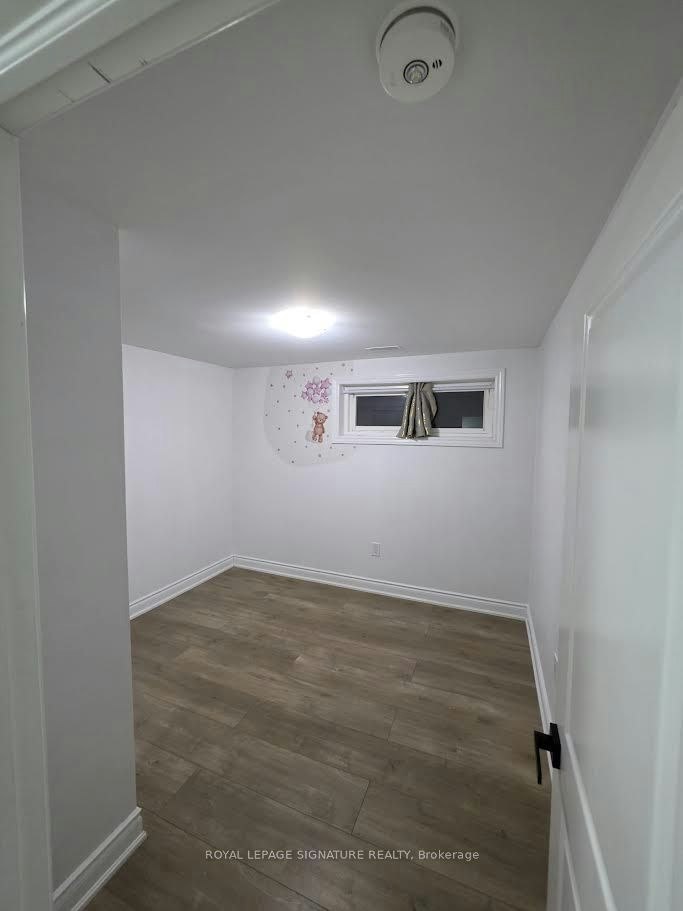 Basement-4264 Brandon Gate, Mississauga, ON, L4T 3K4 - 4