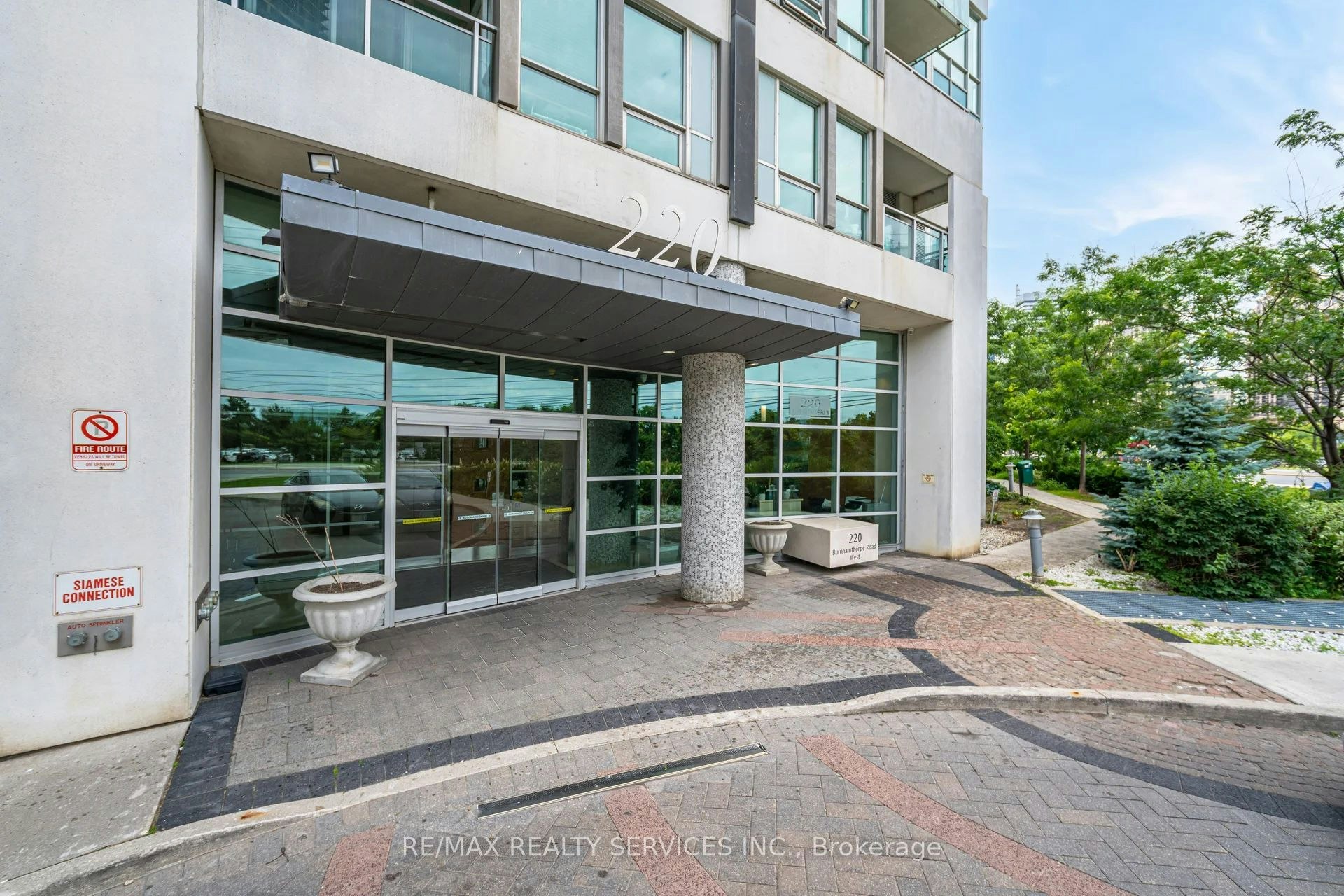 2008-220 Burnhamthorpe Road W, Mississauga, ON, L5B 4N4 - 2
