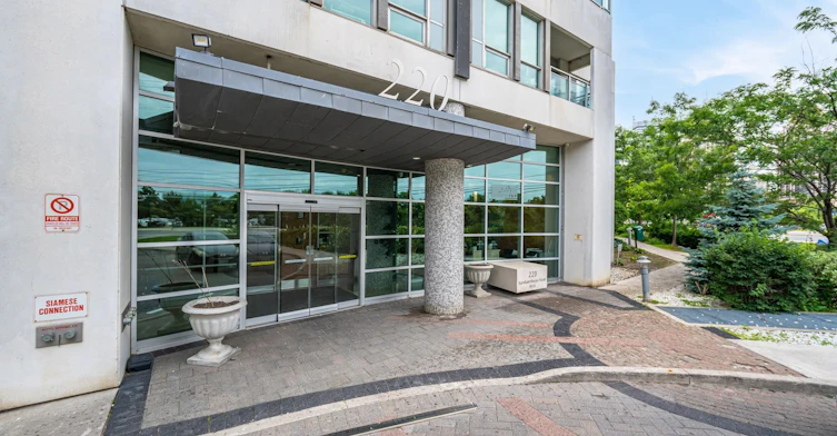 2008-220 Burnhamthorpe Road W, Mississauga, ON, L5B 4N4 - 2