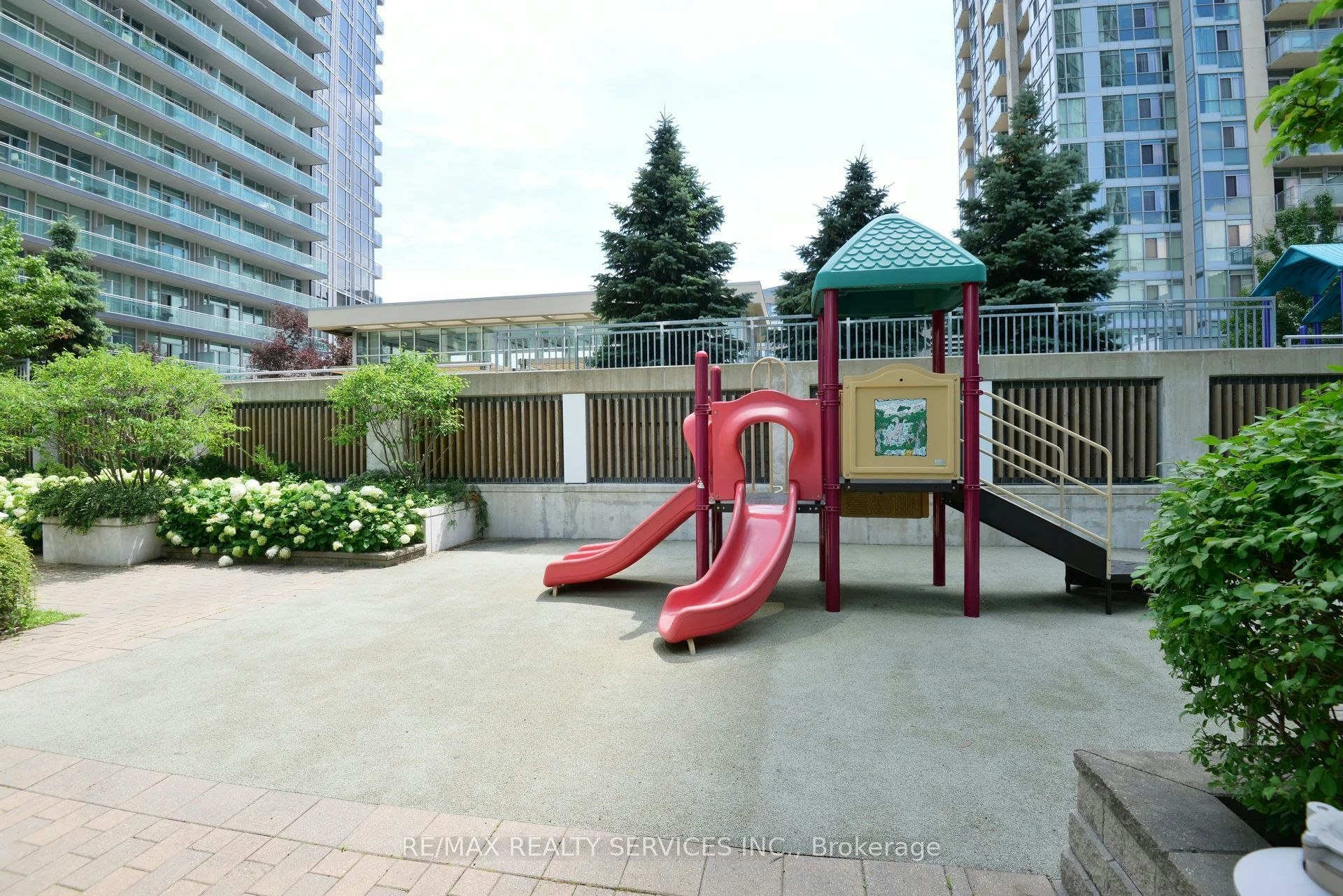 2008-220 Burnhamthorpe Road W, Mississauga, ON, L5B 4N4 - 49