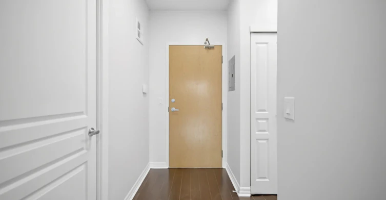 2008-220 Burnhamthorpe Road W, Mississauga, ON, L5B 4N4 - 6