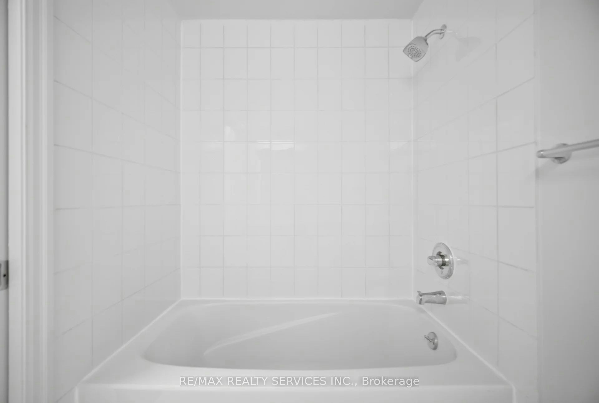 2008-220 Burnhamthorpe Road W, Mississauga, ON, L5B 4N4 - 23