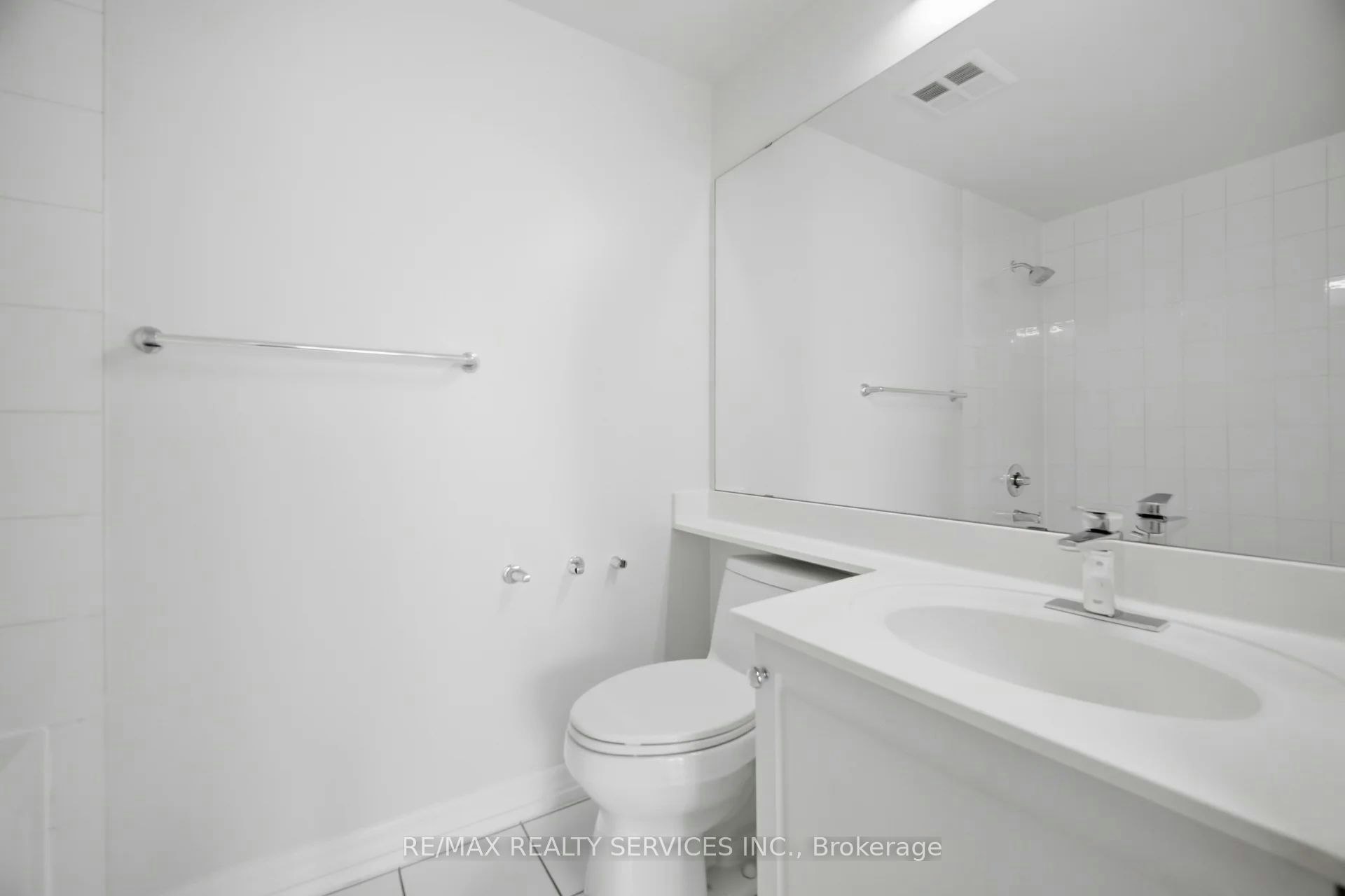 2008-220 Burnhamthorpe Road W, Mississauga, ON, L5B 4N4 - 22