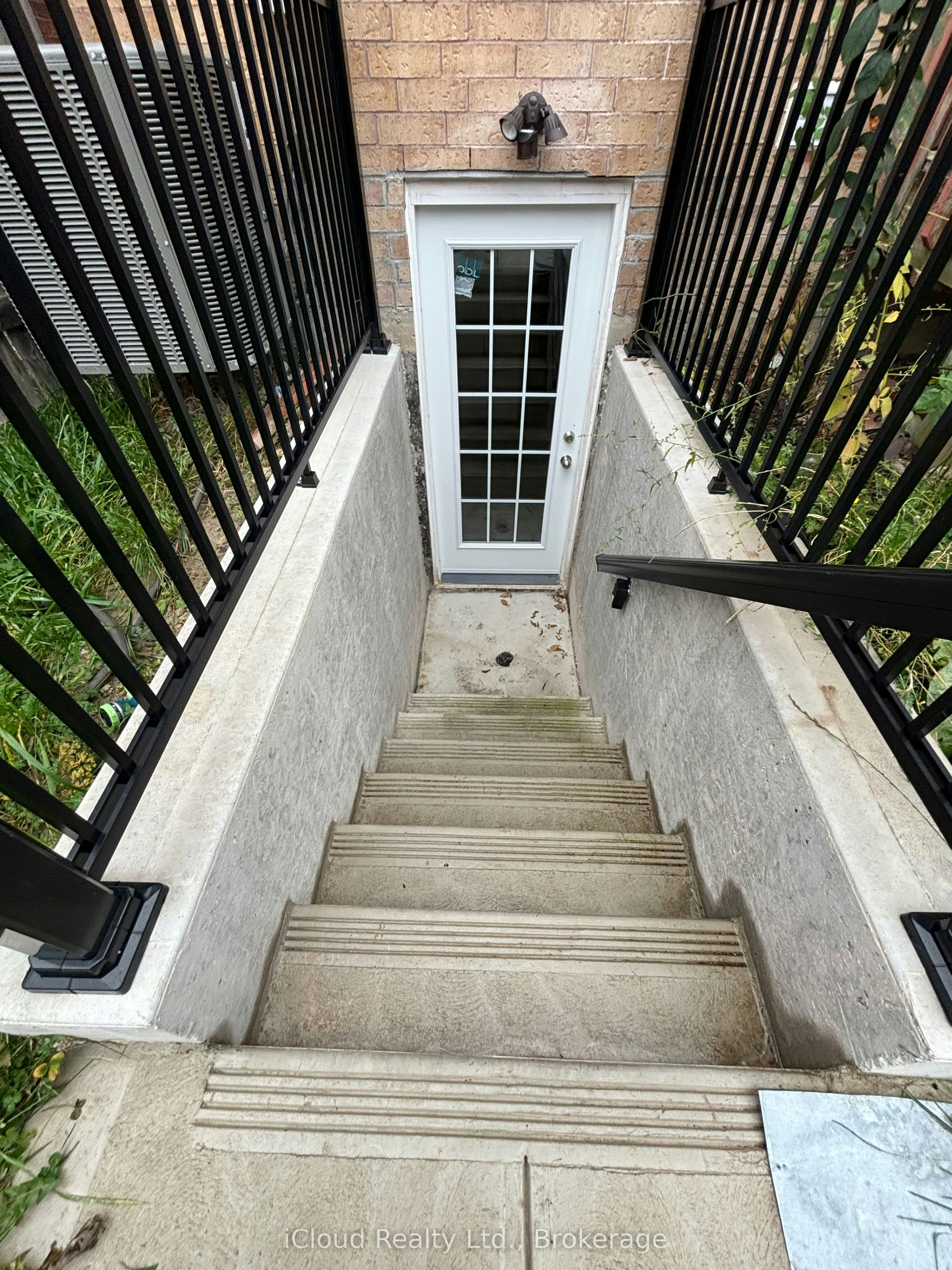 Bsmt-1133 Windbrook Grove, Mississauga, ON, L5V 2V2 - 13