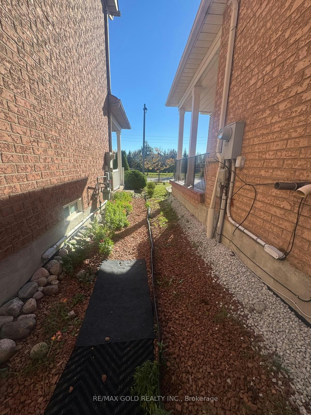 7269 Lantern Fly Hollow, Mississauga, ON, L5W 1K2 - 17